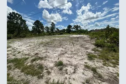 649 Ironwood Ave S, Lehigh Acres, FL 33974 - Photo 2