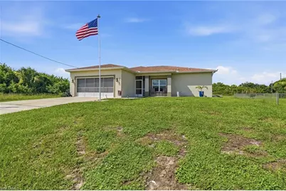 3017 Iris Cir, Labelle, FL 33935 - Photo 2