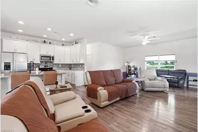 3017 Iris Cir, Labelle, FL 33935 - Photo 14