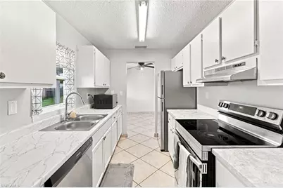 18186 Iris Rd, Fort Myers, FL 33967 - Photo 10