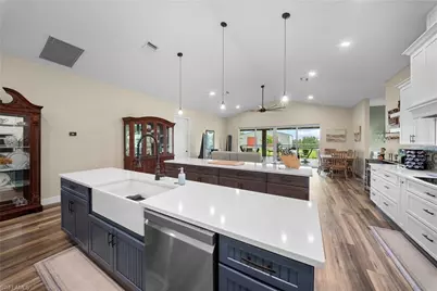15911 Rivercreek Ct, Alva, FL 33920 - Photo 8