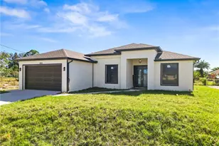 2803 44th St SW, Lehigh Acres, FL 33976 - Photo 2