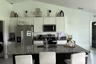 1912 NE 2nd Pl, Cape Coral, FL 33909 - Photo 10