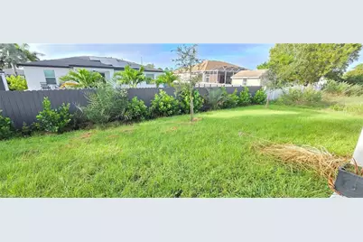 1532 NE 35th Ter, Cape Coral, FL 33909 - Photo 20