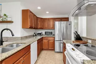 1404 Santa Barbara Ave, Fort Myers, FL 33901 - Photo 4
