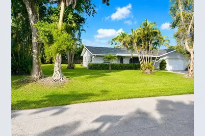 5419 Avenue E, Bokeelia, FL 33922 - Photo 2