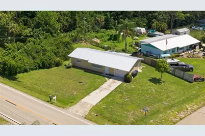 1290 Barrett Rd, North Fort Myers, FL 33903 - Photo 2