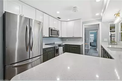 1024 El Mar Ave, Fort Myers, FL 33919 - Photo 10