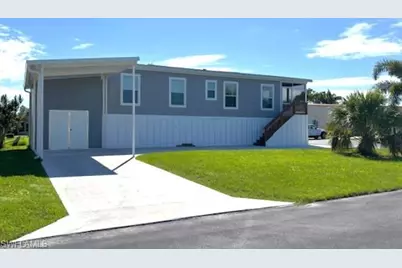 302 Shoreland Dr, Fort Myers, FL 33905 - Photo 2