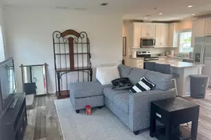 302 Shoreland Dr, Fort Myers, FL 33905 - Photo 10