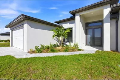 131 Kismet Pkwy E, Cape Coral, FL 33909 - Photo 1