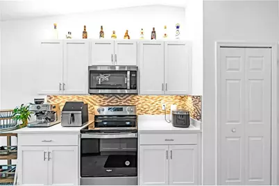 1307 SW 13th Ter, Cape Coral, FL 33991 - Photo 8