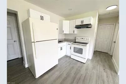 559 Wood Ave, Fort Myers, FL 33905 - Photo 4