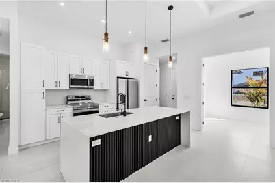 2213 NE 13th Ave, Cape Coral, FL 33909 - Photo 6