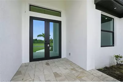 321 NE 15th Ter, Cape Coral, FL 33909 - Photo 8
