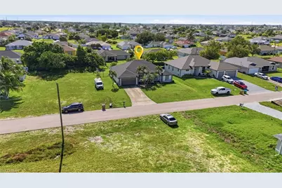 2701 NE 1st Pl, Cape Coral, FL 33909 - Photo 40