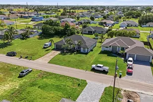 2701 NE 1st Pl, Cape Coral, FL 33909 - Photo 36