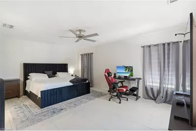 2701 NE 1st Pl, Cape Coral, FL 33909 - Photo 12