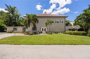 2430 McGregor Blvd, Fort Myers, FL 33901 - Photo 1