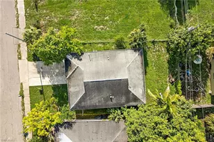 3314 Bassie Ct, Fort Myers, FL 33916 - Photo 4