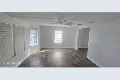 612 Pine Grove Ct, North Fort Myers, FL 33917 - Photo 2