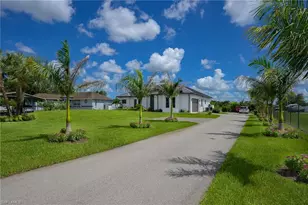 2806 45th Ave NE, Naples, FL 34120 - Photo 4