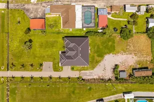 2806 45th Ave NE, Naples, FL 34120 - Photo 30