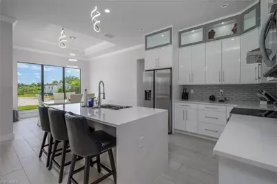 2806 45th Ave NE, Naples, FL 34120 - Photo 12