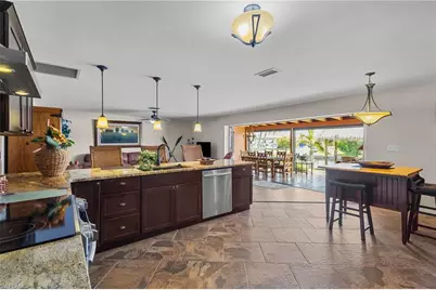 4536 Vinsetta Ave, North Fort Myers, FL 33903 - Photo 10