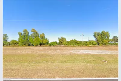 919 Kismet Pkwy E, Cape Coral, FL 33909 - Photo 1