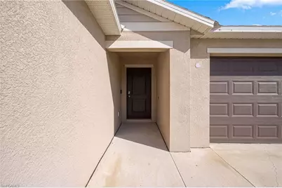 1904 NE 6th Ave, Cape Coral, FL 33909 - Photo 2