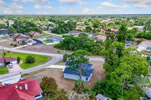 15 Hampton Ave, Lehigh Acres, FL 33936 - Photo 8