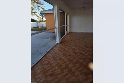 423 NW 26th Pl, Cape Coral, FL 33993 - Photo 8