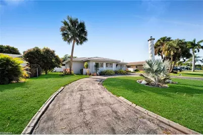616 El Dorado Pkwy E, Cape Coral, FL 33904 - Photo 26