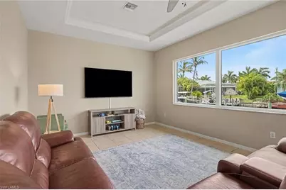2909 SW 38th St, Cape Coral, FL 33914 - Photo 6