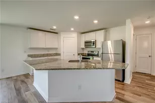 861 Winwood Cir, Fort Myers, FL 33913 - Photo 14
