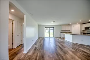 861 Winwood Cir, Fort Myers, FL 33913 - Photo 2