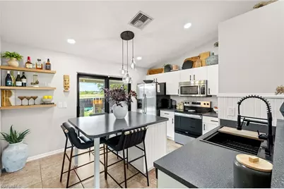 329 NE 27th St, Cape Coral, FL 33909 - Photo 4