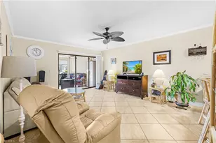 4708 SW 8th Pl, Cape Coral, FL 33914 - Photo 8
