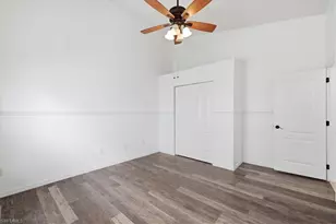 8137 Breton Cir, Fort Myers, FL 33912 - Photo 36