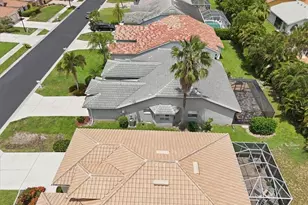 8137 Breton Cir, Fort Myers, FL 33912 - Photo 8