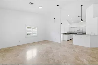 8137 Breton Cir, Fort Myers, FL 33912 - Photo 18