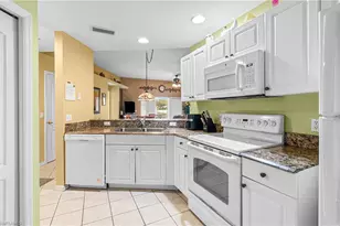 12141 Summergate Cir, Fort Myers, FL 33913 - Photo 8
