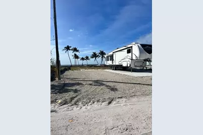 53 Pompano St, Fort Myers Beach, FL 33931 - Photo 4