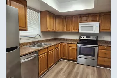 112 SE 12th Ter, Cape Coral, FL 33990 - Photo 4