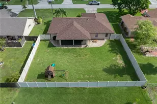 226 SW 44th Terrace, Cape Coral, FL 33914 - Photo 28