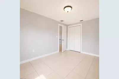 3240 Dora St, Fort Myers, FL 33916 - Photo 10