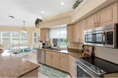 8861 Creek Run Dr, Bonita Springs, FL 34135 - Photo 18