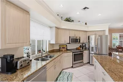8861 Creek Run Dr, Bonita Springs, FL 34135 - Photo 20