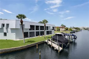 5111 Manor Ct, Cape Coral, FL 33904 - Photo 2